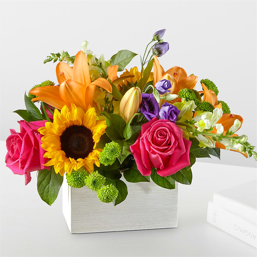 Best Day Box Bouquet – MOORE'S FLOWERS & GIFTS, Fayette AL
