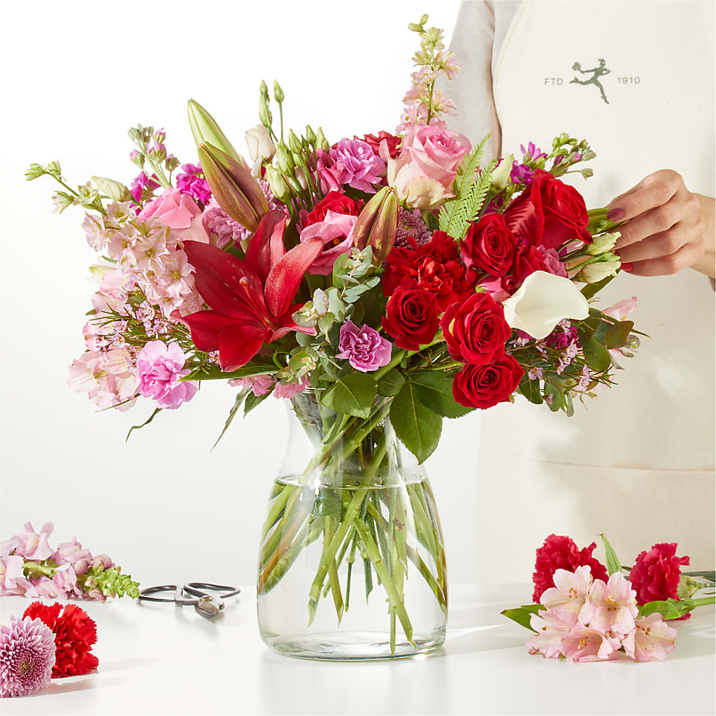 Together Forever - A Florist Original – MOORE'S FLOWERS & GIFTS, Fayette AL