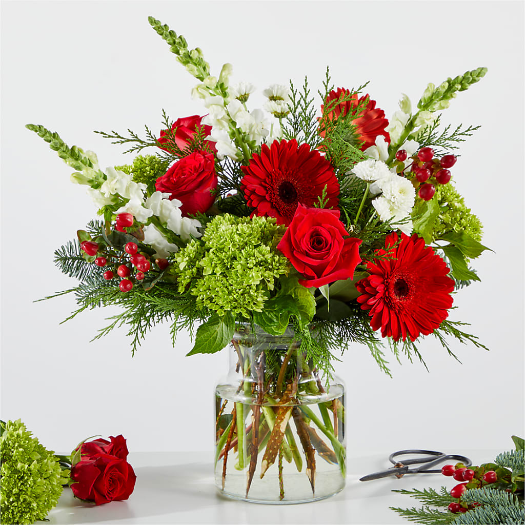 Merry Moment Bouquet – A Florist Original – MOORE'S FLOWERS & GIFTS, Fayette AL