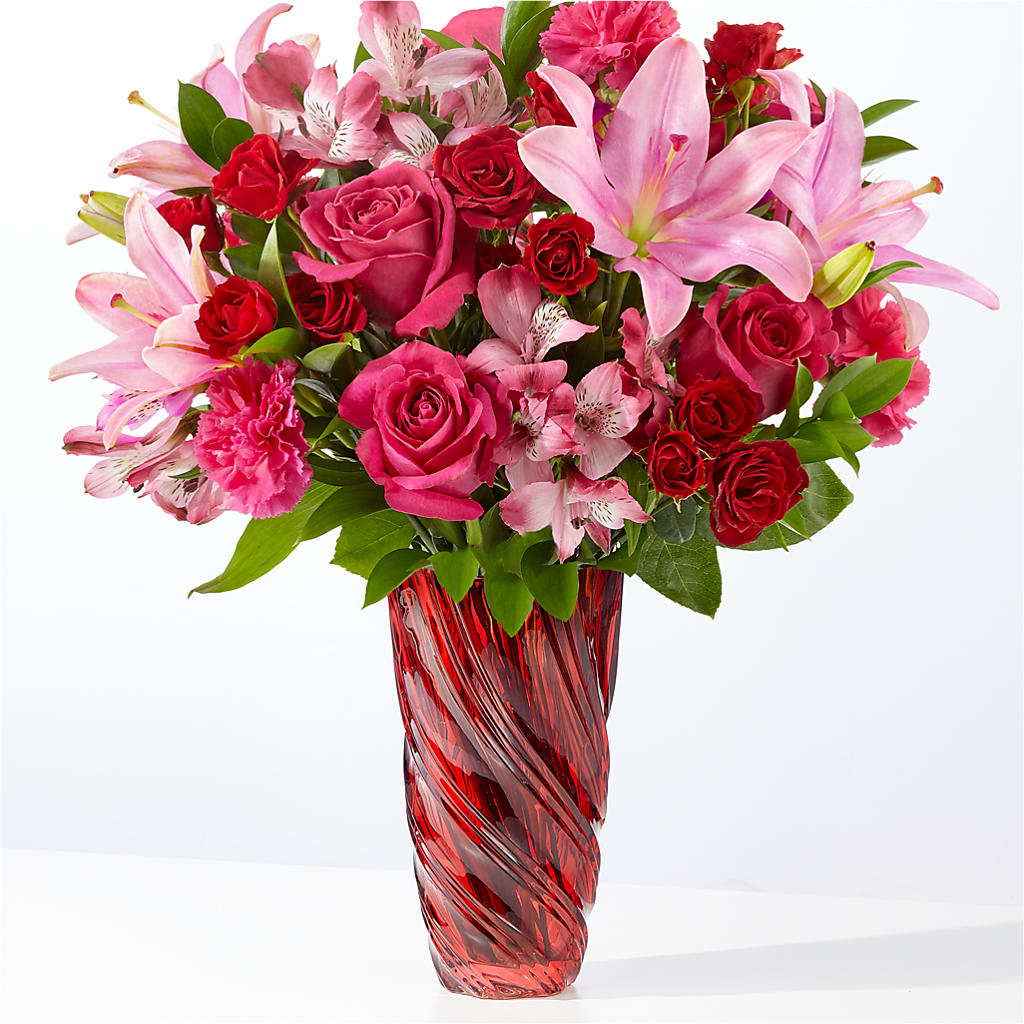 In Love Bouquet with Luxe Swirl Vase – MOORE'S FLOWERS & GIFTS, Fayette AL