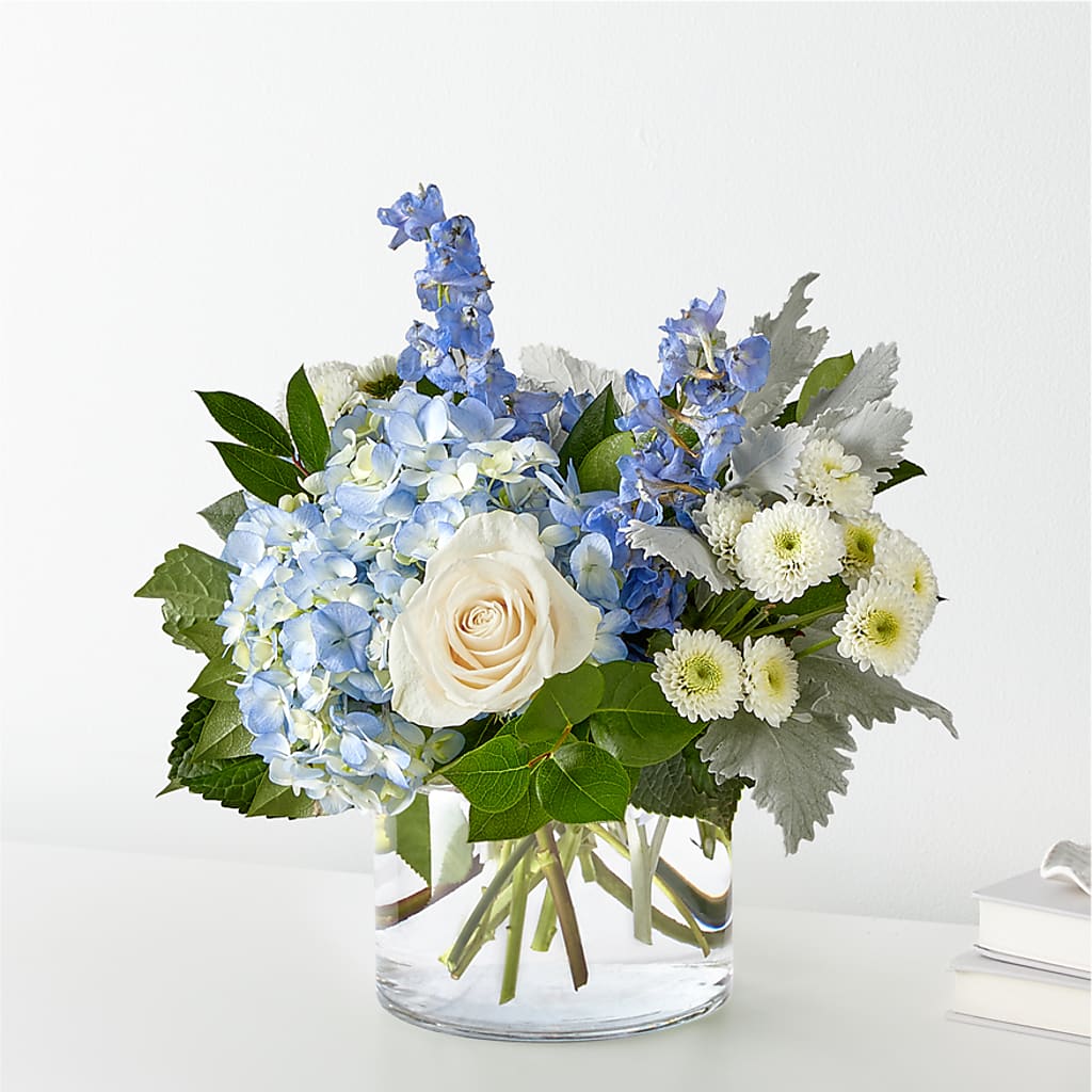 Clear Skies Bouquet – MOORE'S FLOWERS & GIFTS, Fayette AL