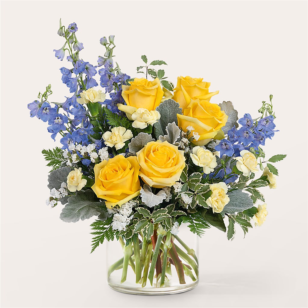 Butterfly Wings Bouquet – MOORE'S FLOWERS & GIFTS, Fayette AL