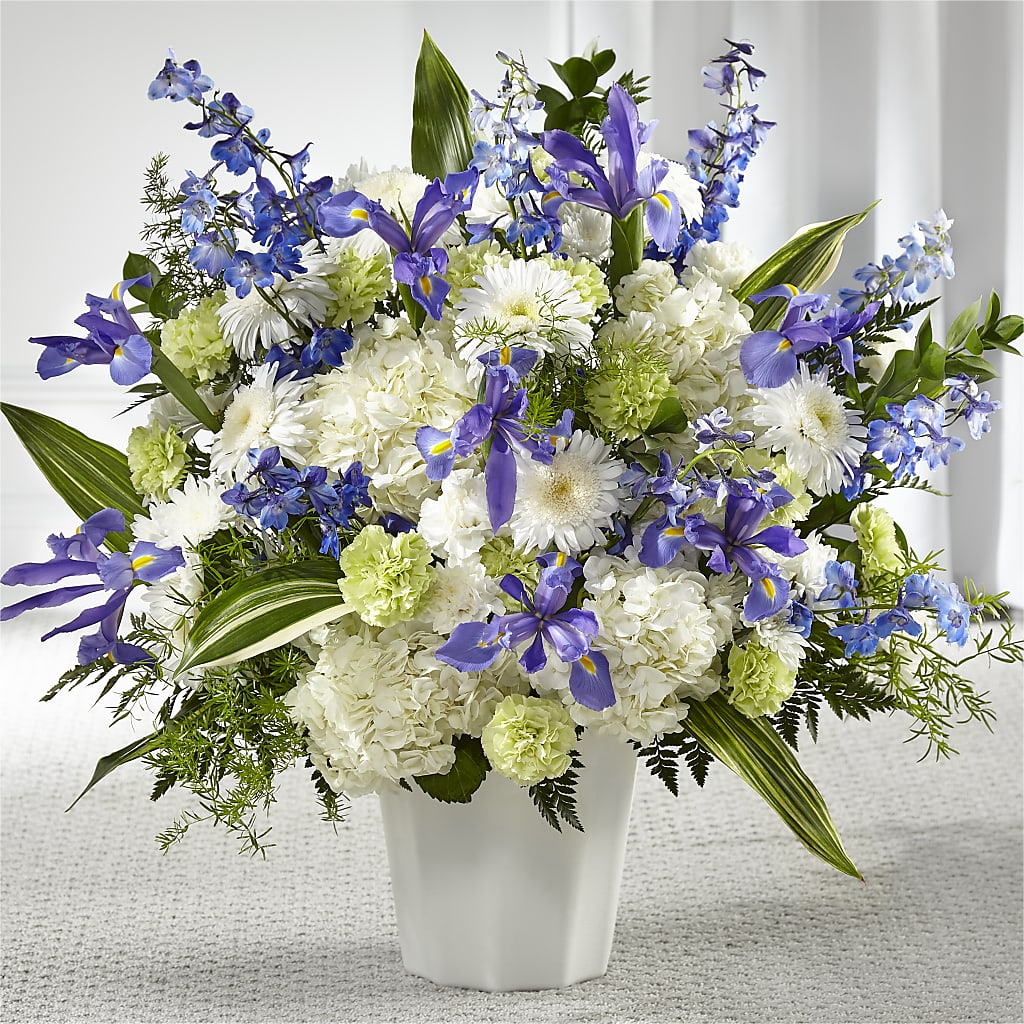 Soft Serenity Floor Basket – MOORE'S FLOWERS & GIFTS, Fayette AL