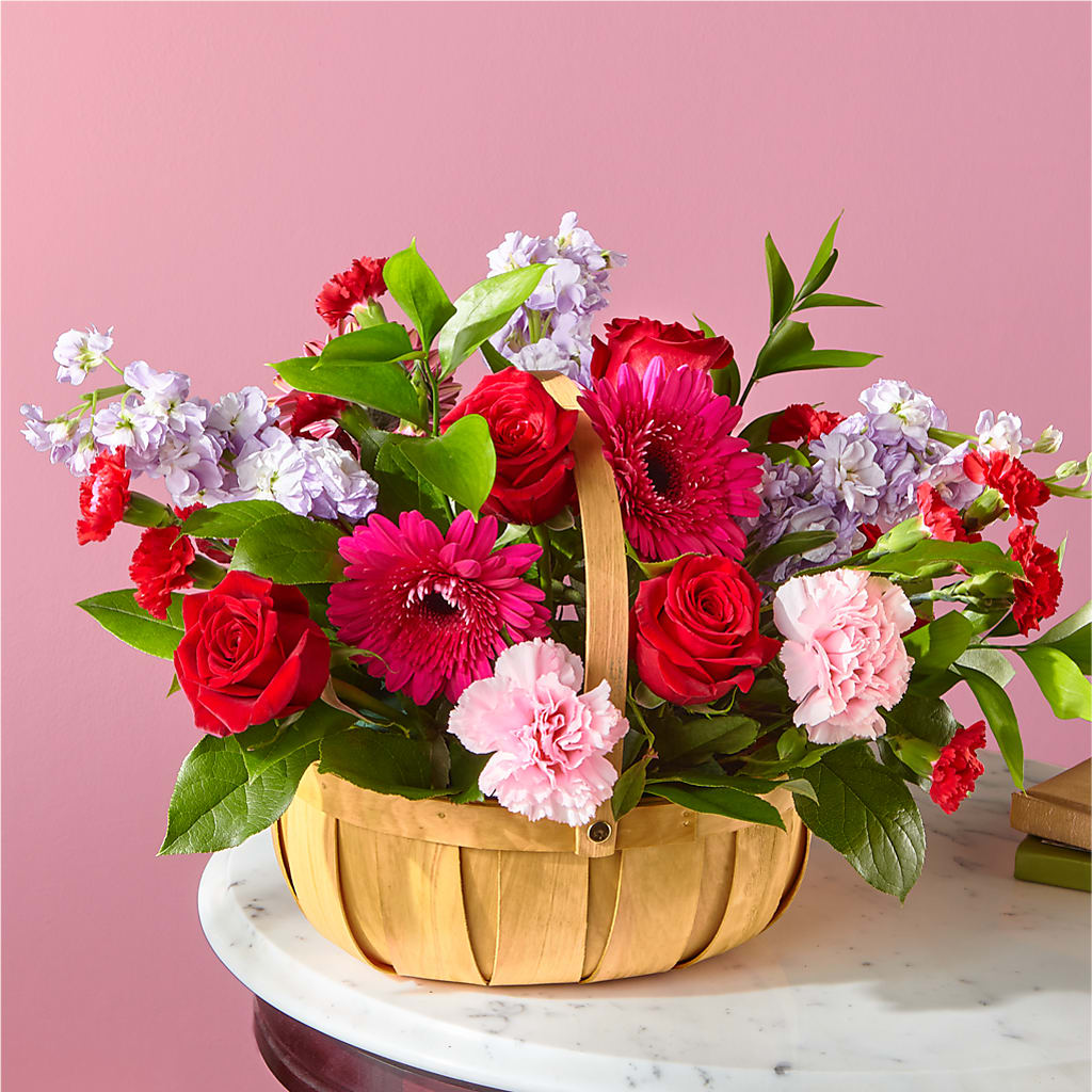 Pink Picnic Basket – MOORE'S FLOWERS & GIFTS, Fayette AL