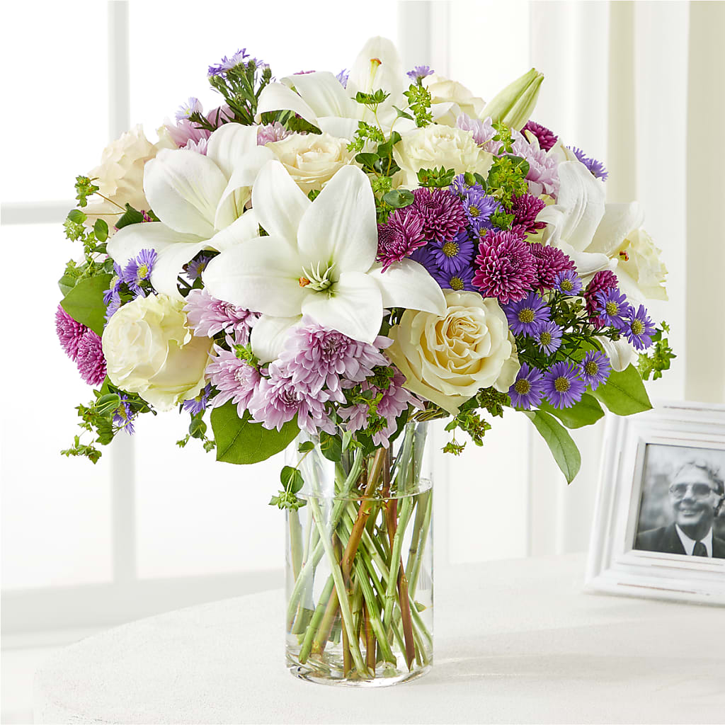 Wishing Peace Bouquet – MOORE'S FLOWERS & GIFTS, Fayette AL