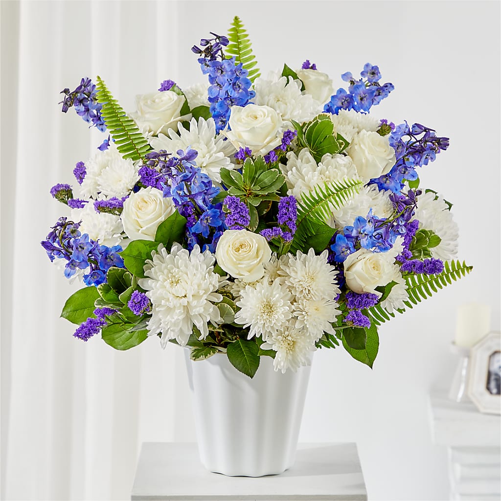 Hold Dear Tabletop Basket – MOORE'S FLOWERS & GIFTS, Fayette AL