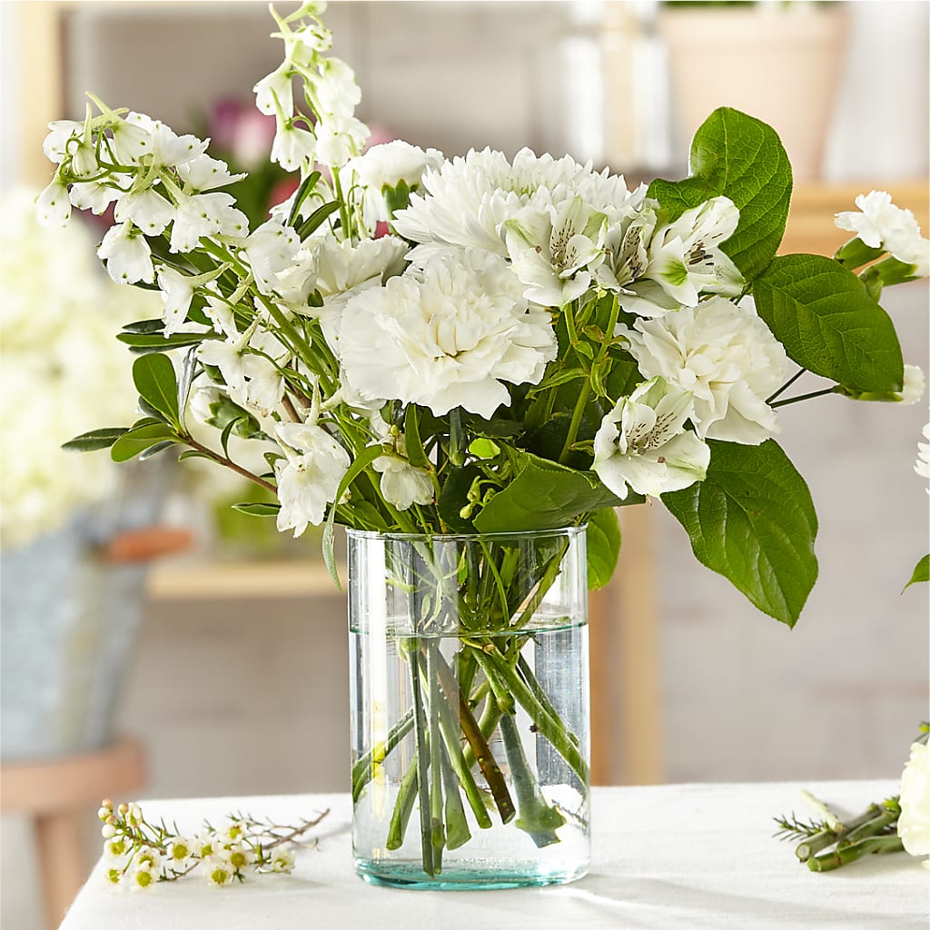 Classic Ivory – A Florist Original – MOORE'S FLOWERS & GIFTS, Fayette AL
