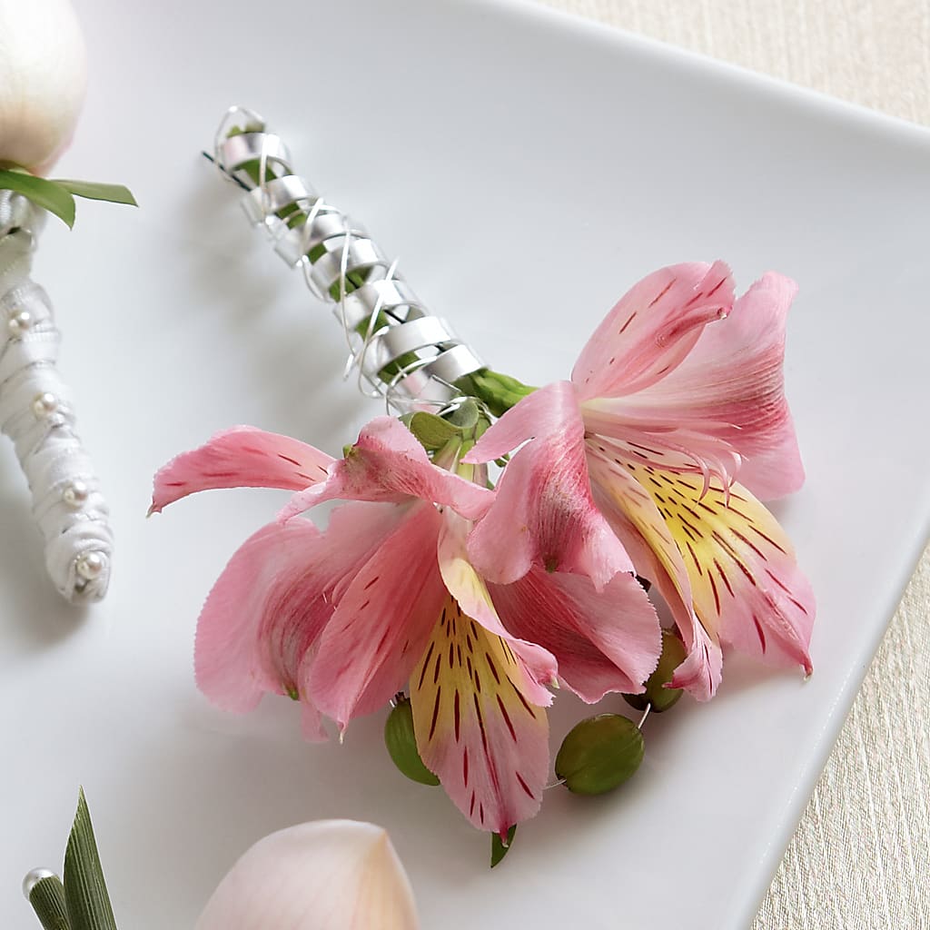 Pink Peruvian Lily Boutonniere – MOORE'S FLOWERS & GIFTS, Fayette AL