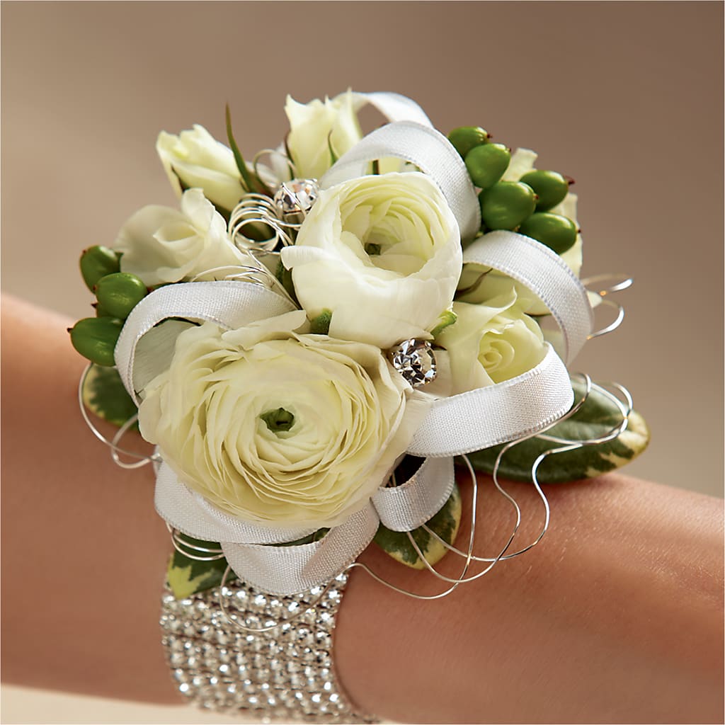 White Wedding Corsage – MOORE'S FLOWERS & GIFTS, Fayette AL