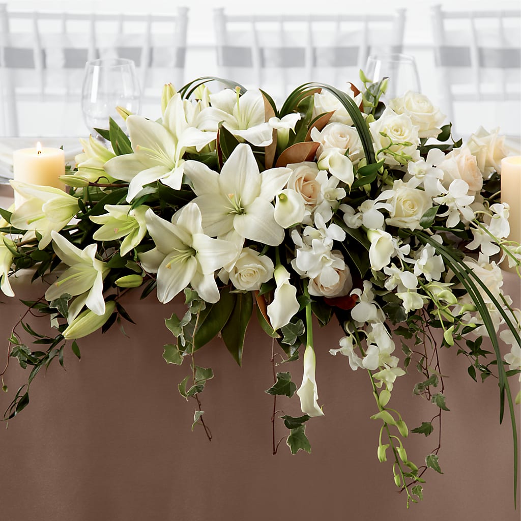 White Linen Arrangement – MOORE'S FLOWERS & GIFTS, Fayette AL
