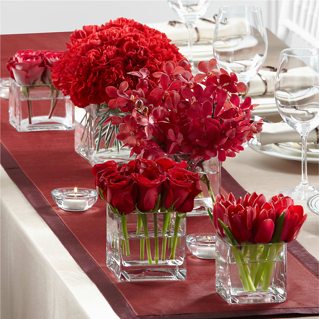 Modern Grace Centerpiece – MOORE'S FLOWERS & GIFTS, Fayette AL