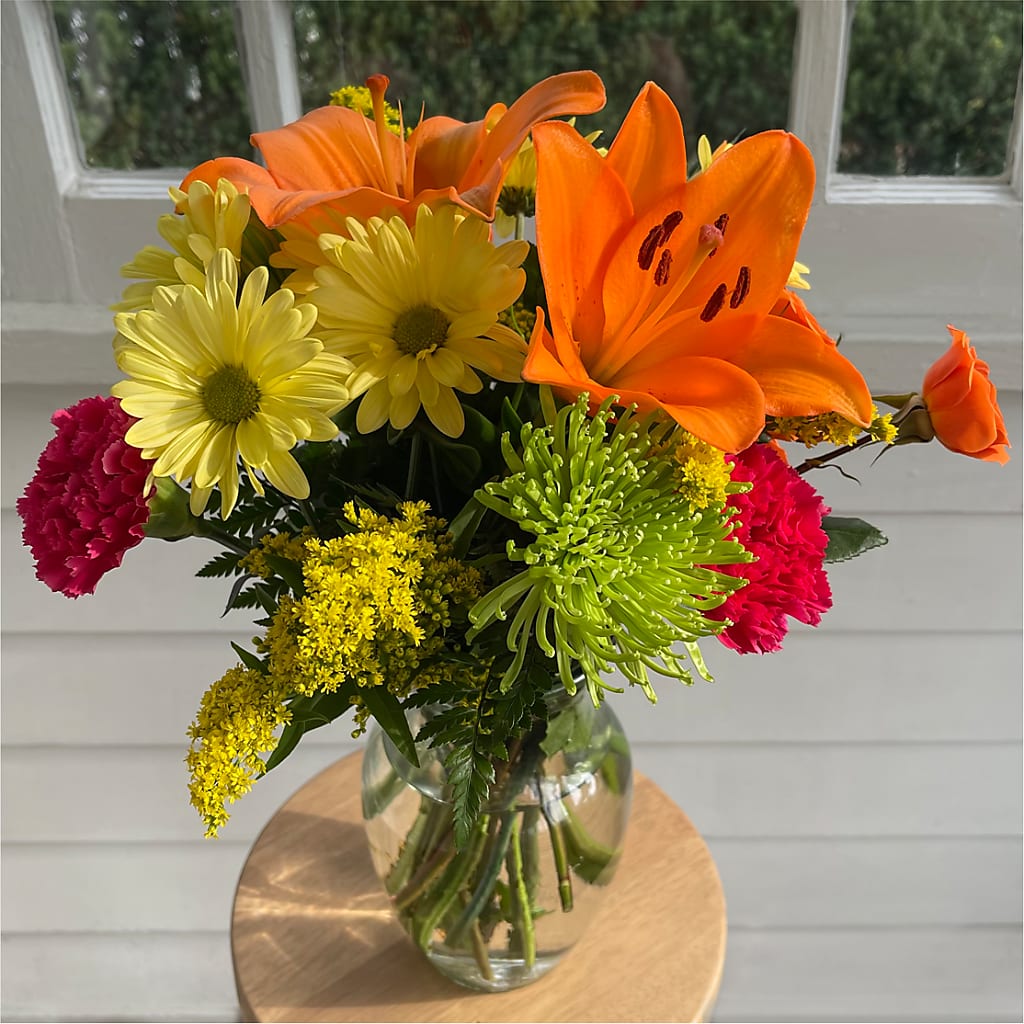 Bold & Bright – A Florist Original – MOORE'S FLOWERS & GIFTS, Fayette AL