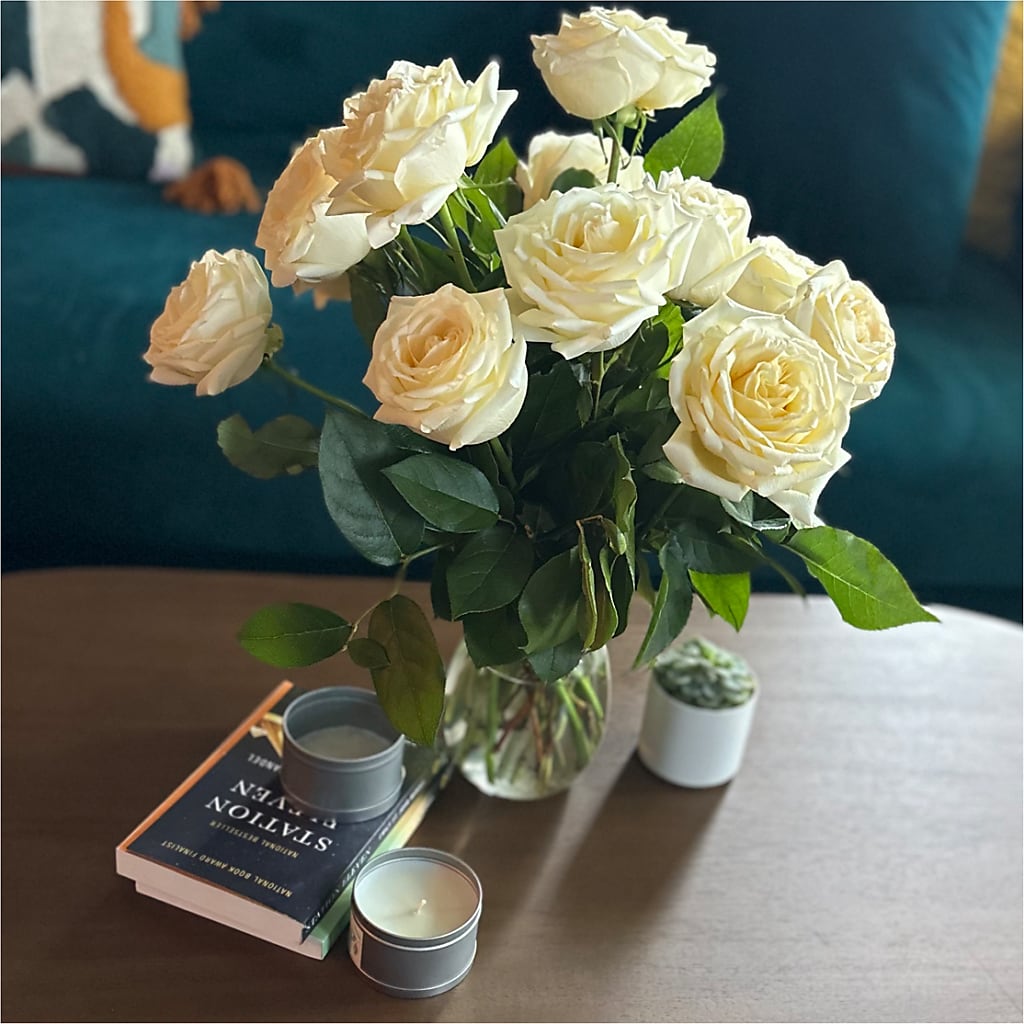 Long Stem Yellow Rose Bouquet – MOORE'S FLOWERS & GIFTS, Fayette AL