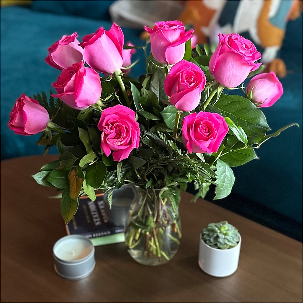 Long Stem Pink Rose Bouquet – MOORE'S FLOWERS & GIFTS, Fayette AL