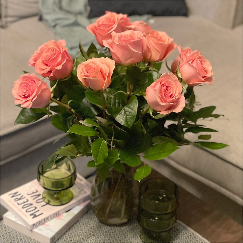 Long Stem Pink Rose Bouquet – MOORE'S FLOWERS & GIFTS, Fayette AL