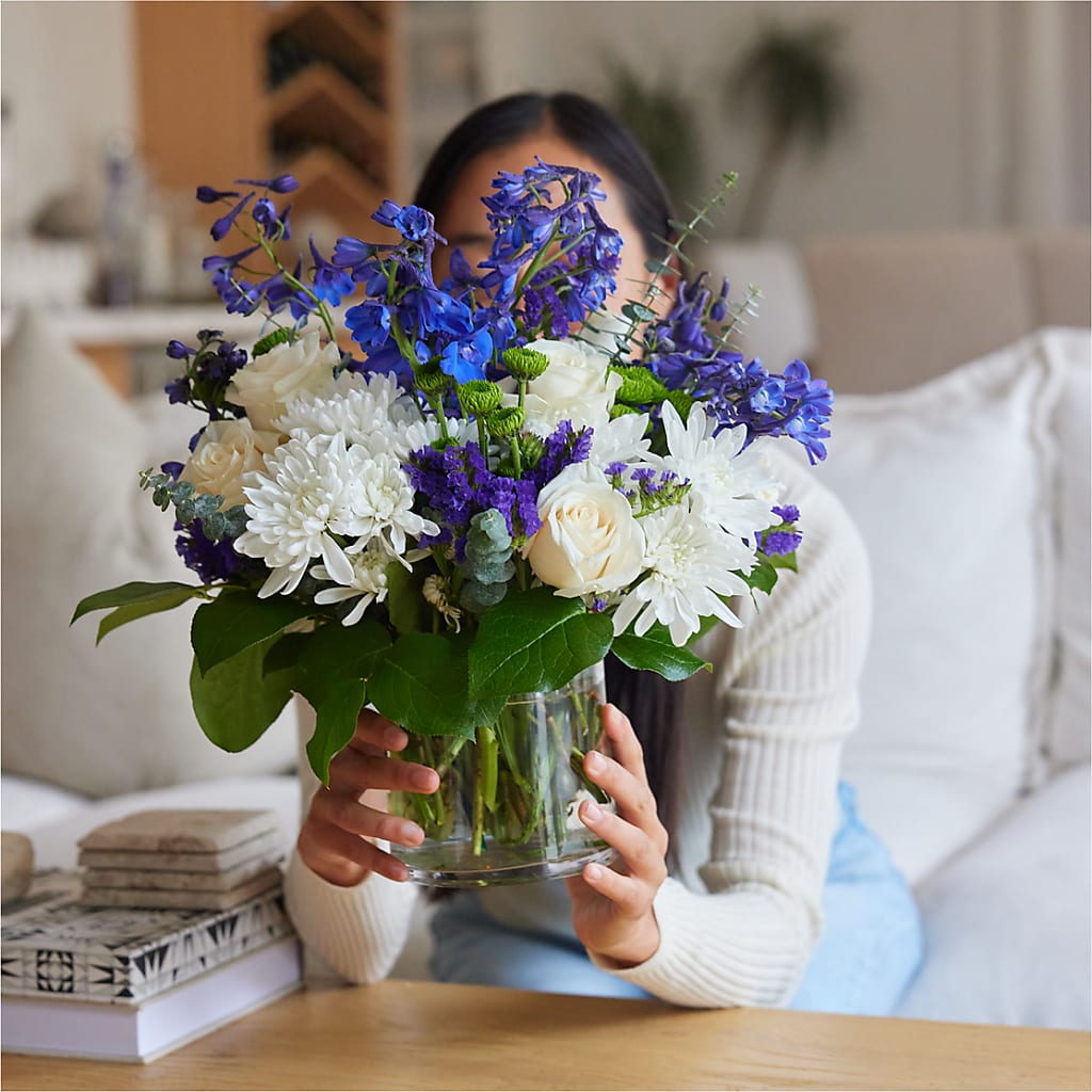 Cerulean Waves Bouquet – MOORE'S FLOWERS & GIFTS, Fayette AL