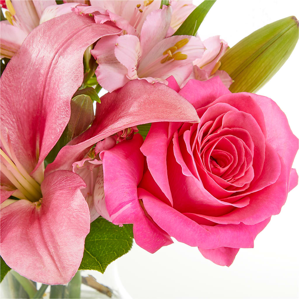 Lots of Love Bouquet – MOORE'S FLOWERS & GIFTS, Fayette AL
