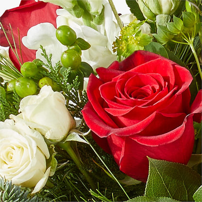 Deck the Halls Bouquet – MOORE'S FLOWERS & GIFTS, Fayette AL