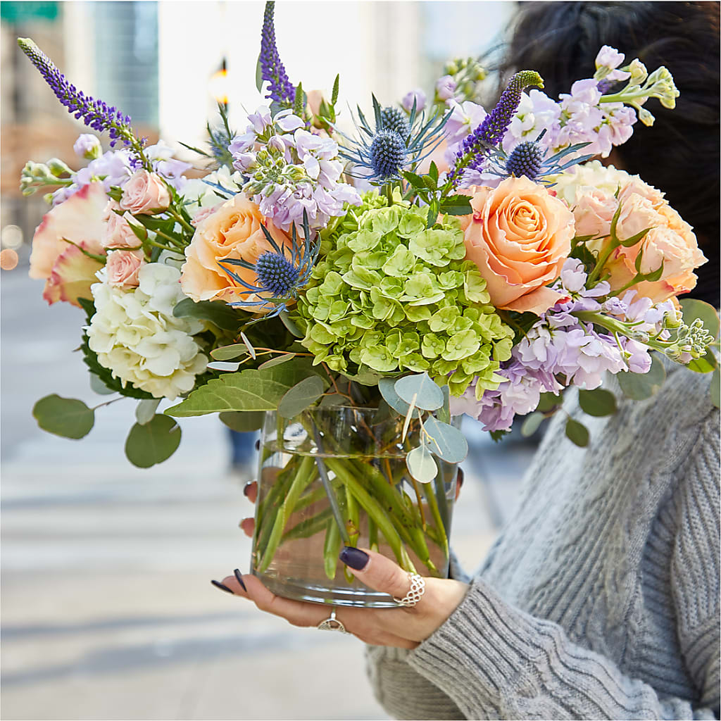 Porch Swing Bouquet – MOORE'S FLOWERS & GIFTS, Fayette AL