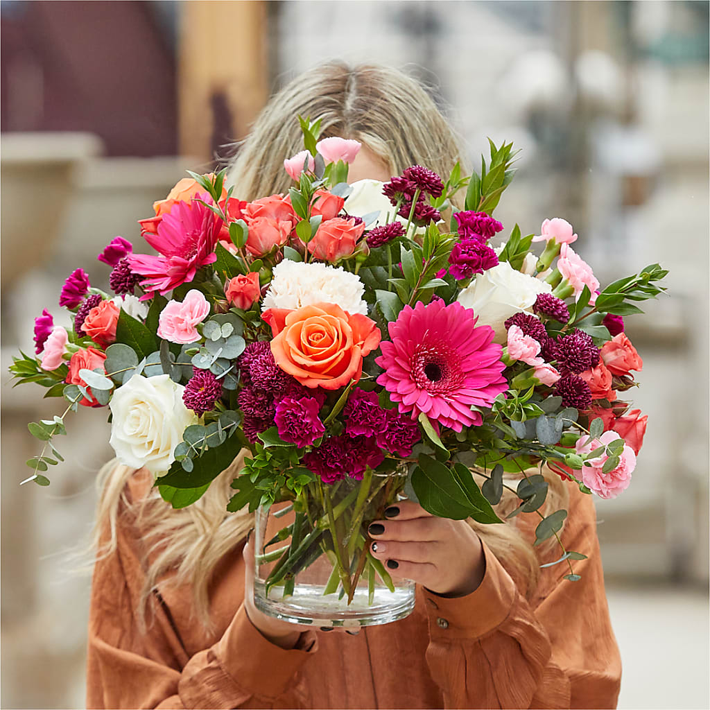 Smell the Roses Bouquet – MOORE'S FLOWERS & GIFTS, Fayette AL