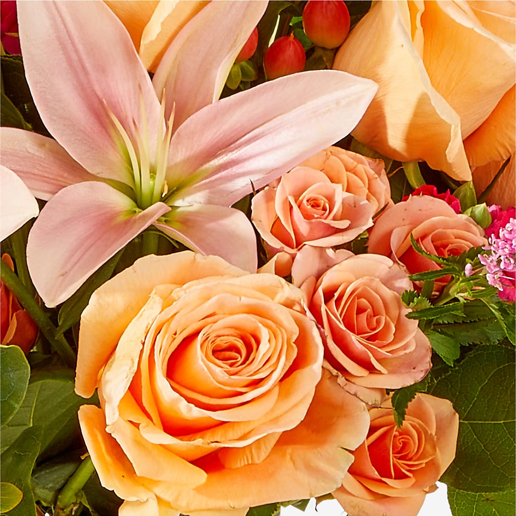 Bisous Bouquet – MOORE'S FLOWERS & GIFTS, Fayette AL