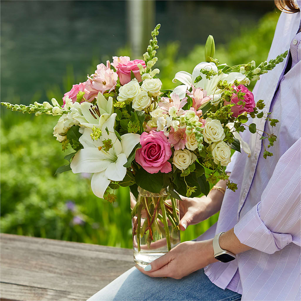 Fondly Bouquet – MOORE'S FLOWERS & GIFTS, Fayette AL