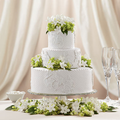 Bloom & Blossom Cake Decor – MOORE'S FLOWERS & GIFTS, Fayette AL